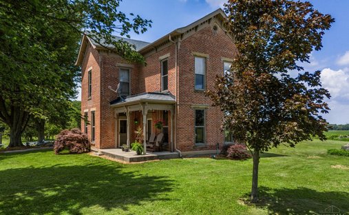 Farm Ranch in Waynesville, Ohio, United States 1