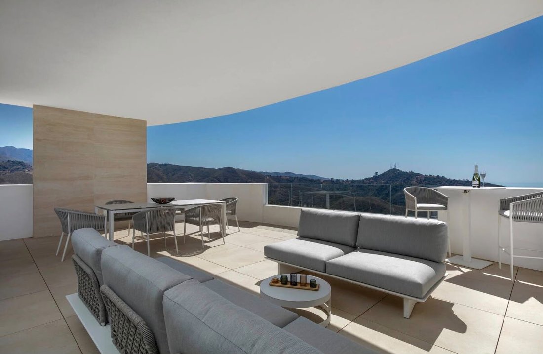 Apartment in Ojen, Andalusia, Spain 4 - 18316084