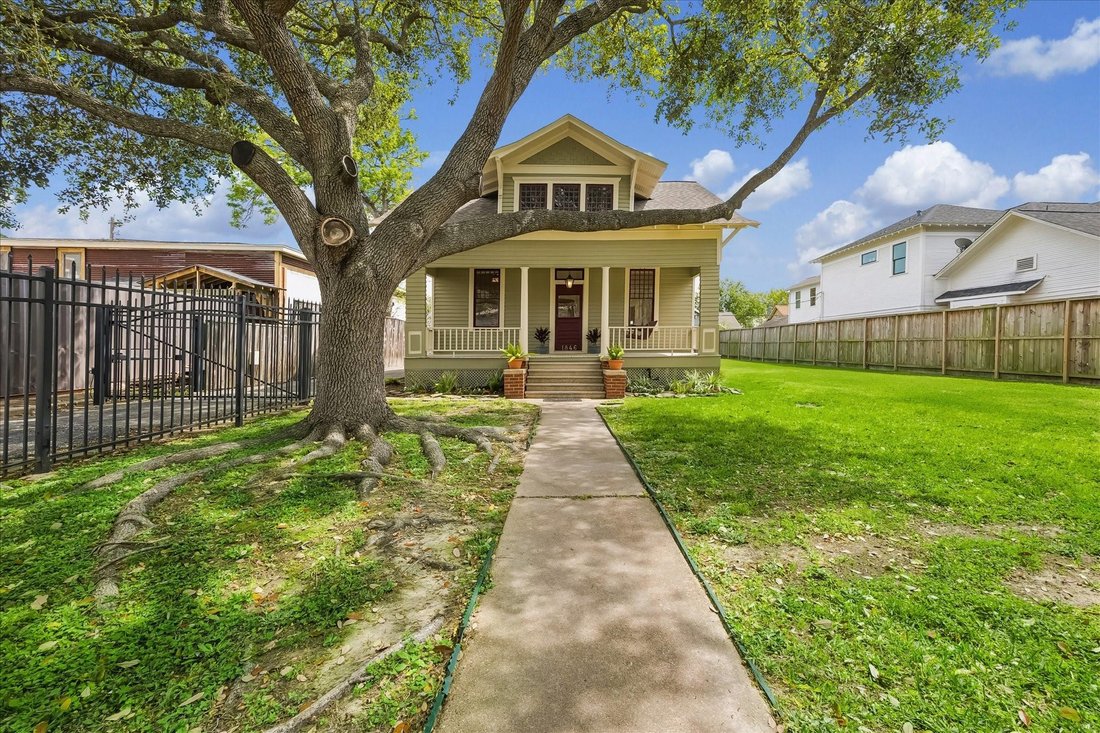 House in Houston, Texas, United States 1 - 18316413