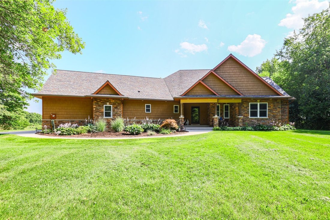 House in Alto, Michigan, United States 1 - 18308021