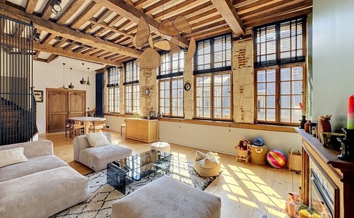 House in Caulier, Lille, France 1