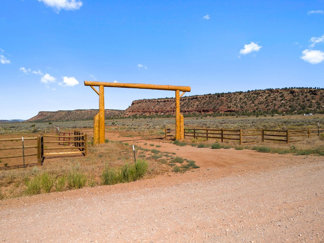 Land in Hurricane, Utah, United States 2 - 18285941