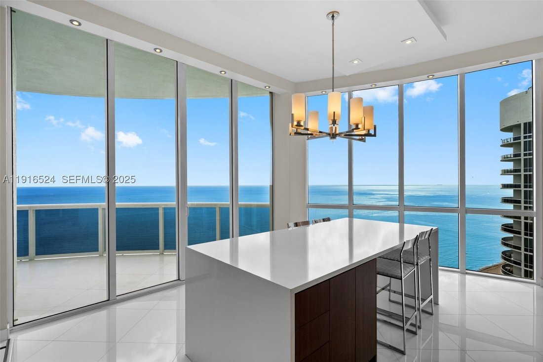 Maison à Sunny Isles Beach, Floride, États-Unis 4 - 16658969