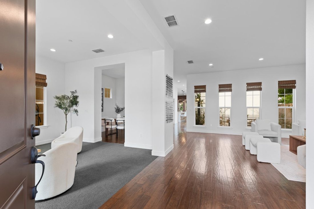 House in Sacramento, California, United States 3 - 18313562