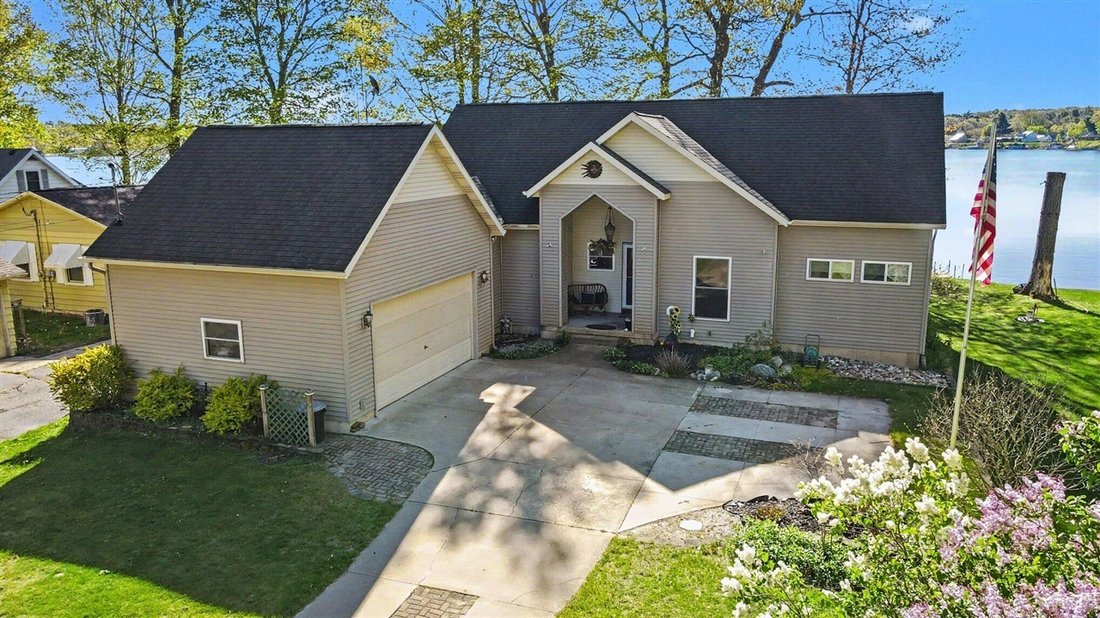 House in Howard City, Michigan, United States 1 - 18308464