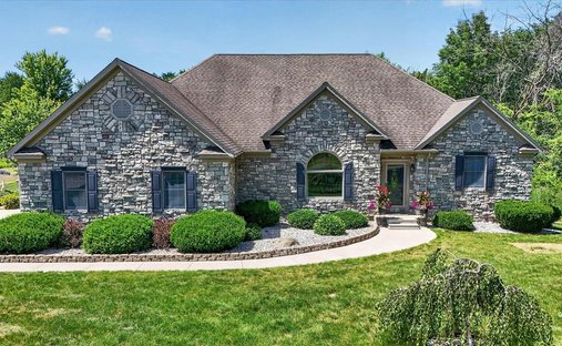 House in Owosso charter Township, Michigan, United States 1