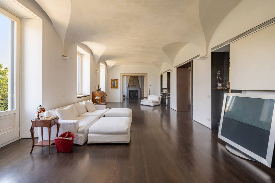 Apartment in Historic Center, Milan, Lombardy 1 - 13993156