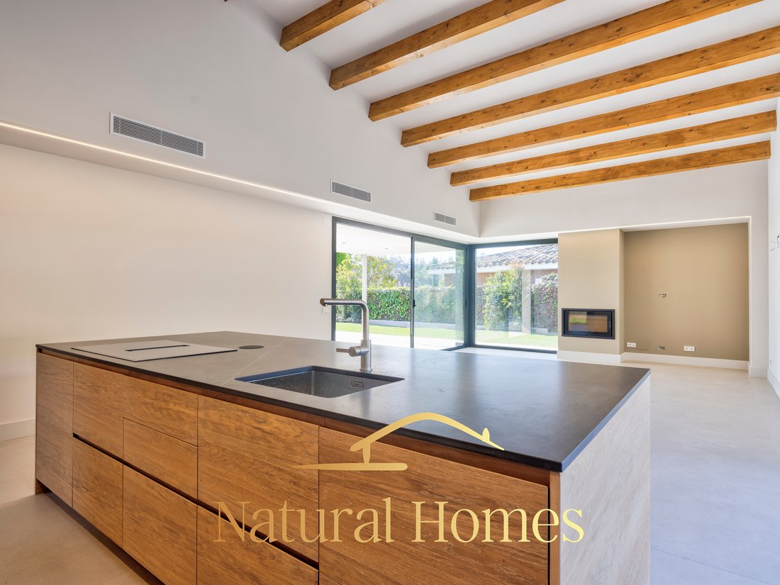Chalet in Sant Vicenc de Montalt, Catalonia, Spain 2 - 18312278