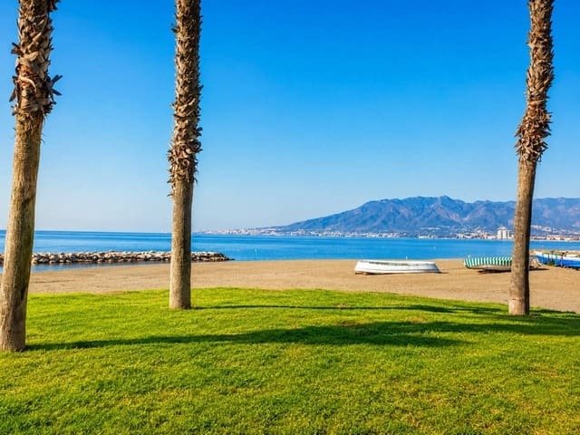 Penthouse in Este, Malaga, Spain 1 - 18314421