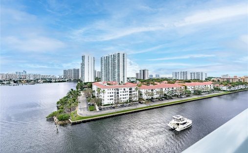 Condo in Aventura, Florida, United States 1
