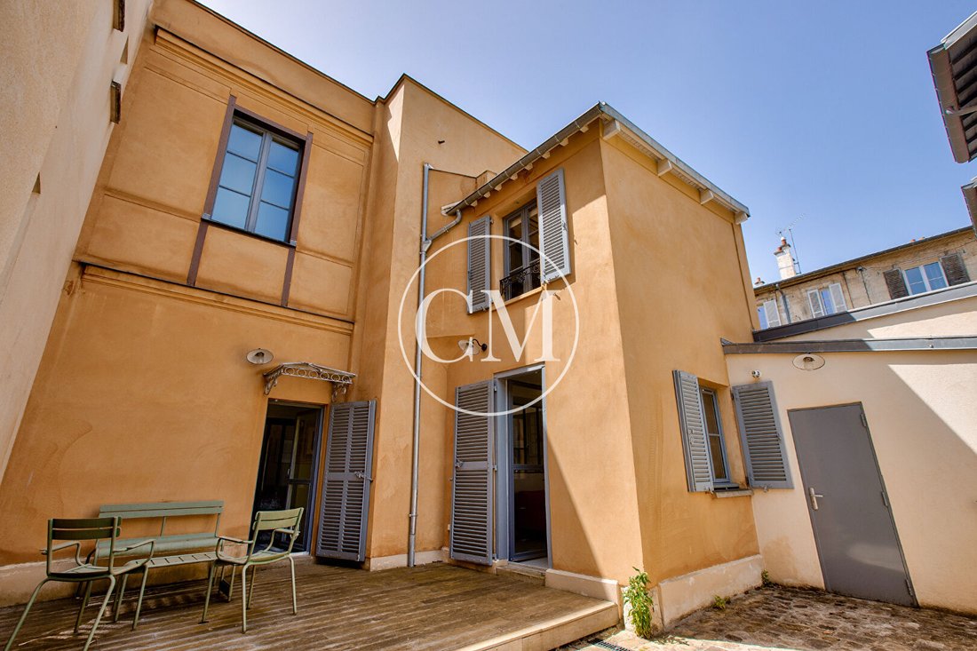 Villa in Saint Louis, Versailles, France 2 - 15628091