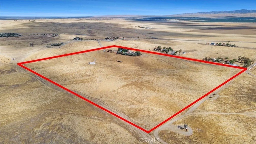 House in Coalinga, California, United States 2 - 18316100