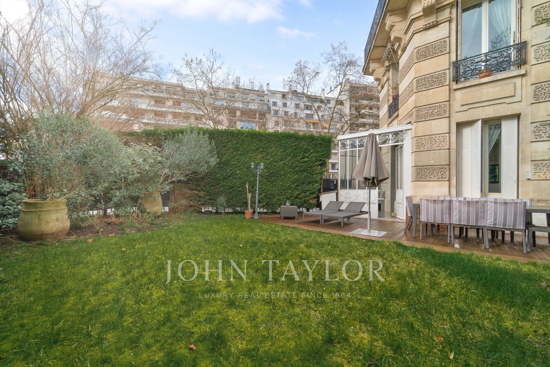 Apartment in Porte Dauphine, Paris 16e Arrondissement, Paris 3 - 18310561