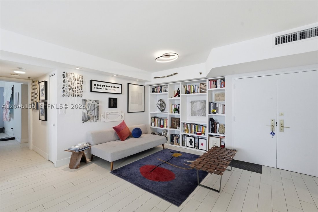 Condo in Miami Beach, Florida, United States 3 - 18315997