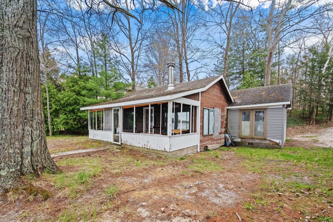 House in Traverse City, Michigan, United States 2 - 18308053
