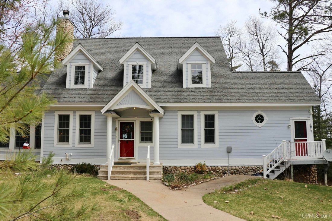 House in Grand Marais, Michigan, United States 1 - 18309484