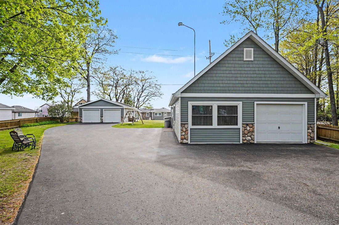 House in Tawas City, Michigan, United States 2 - 18308594
