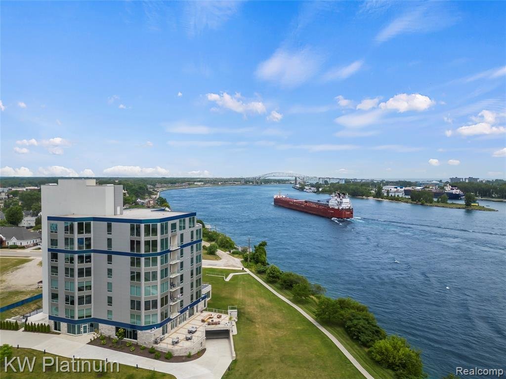 Condo in Port Huron, Michigan, United States 1 - 18307847
