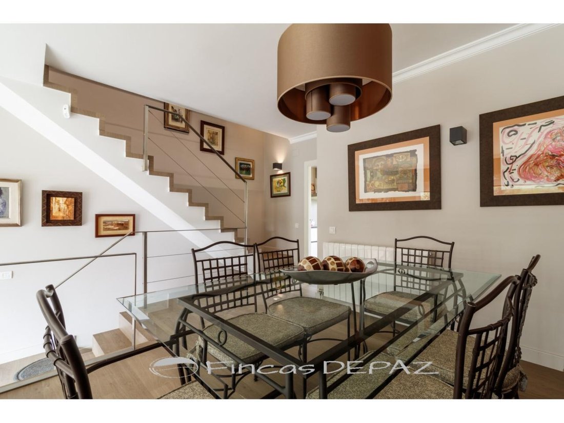 Townhouse in Castelldefels, Catalonia, Spain 5 - 18311887