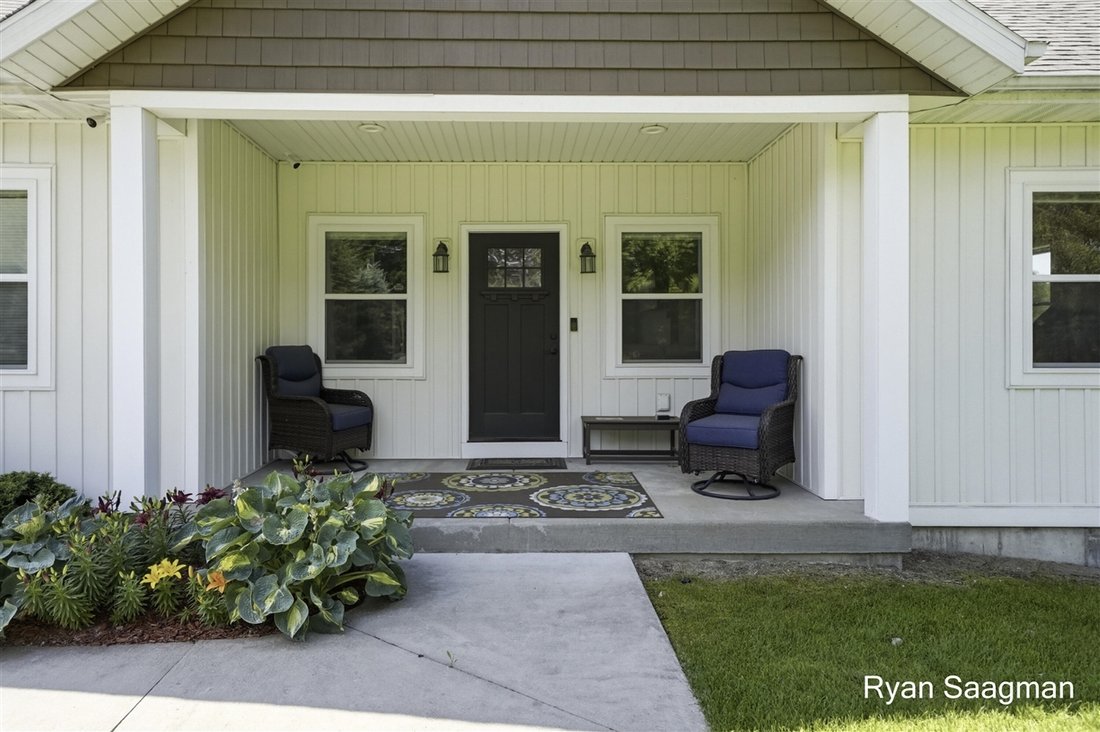 House in Cascade, Michigan, United States 5 - 18310005