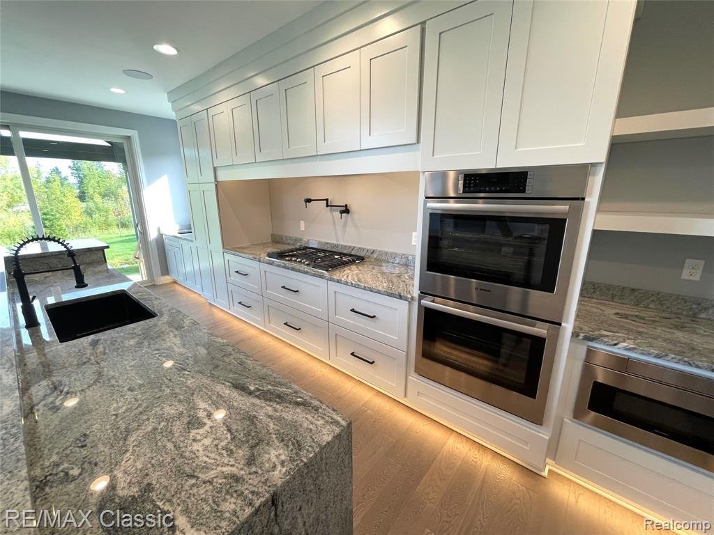 House in Milford Charter Township, Michigan, United States 2 - 18308230