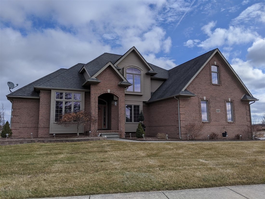 House in Newport, Michigan, United States 1 - 18307855
