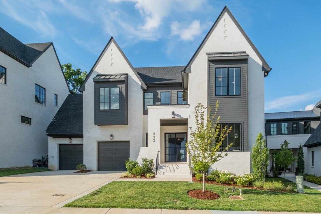 Co Op in Nashville, Tennessee, United States 1 - 18312773