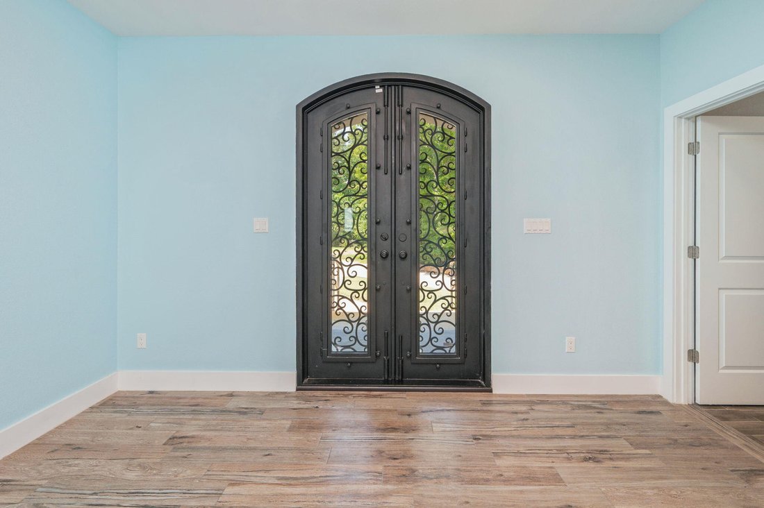 House in Milton, Florida, United States 5 - 18312547
