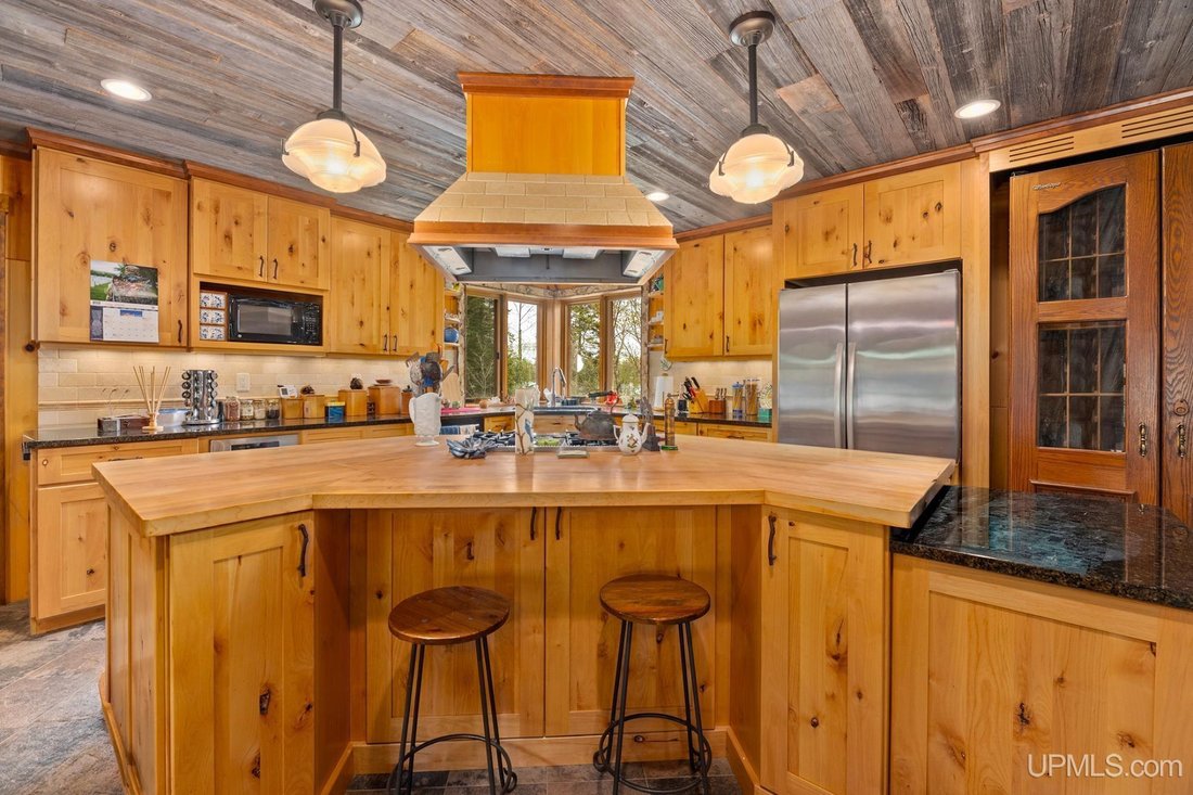 House in Watersmeet, Wisconsin, United States 5 - 18309733