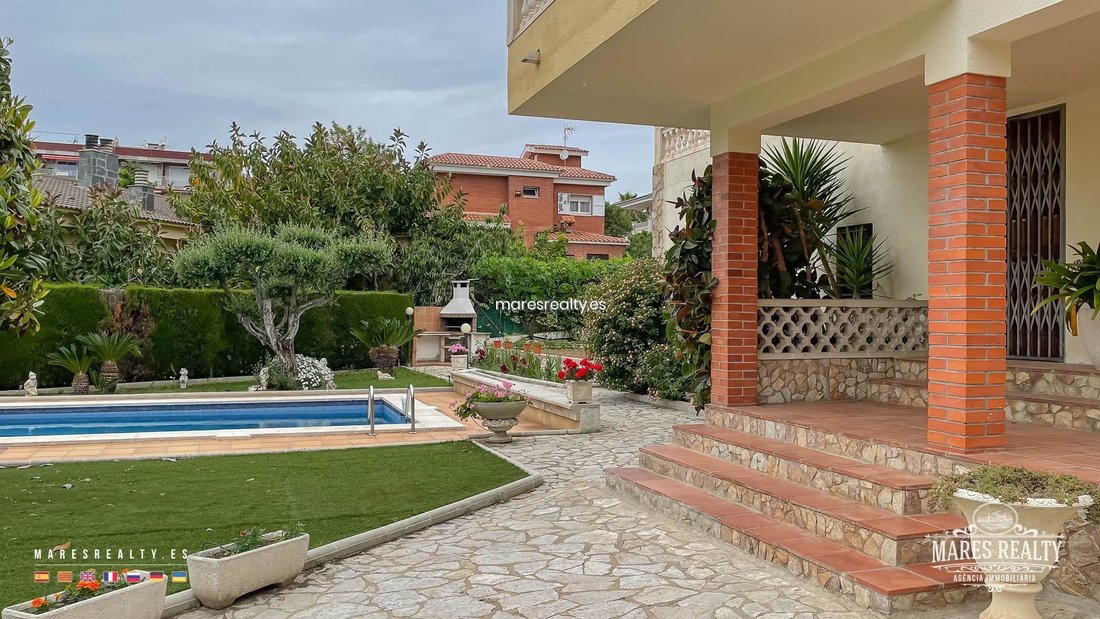 House in Lloret de Mar, Catalonia, Spain 3 - 18312723