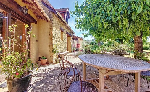 Villa in Plazac, Nouvelle-Aquitaine, France 1