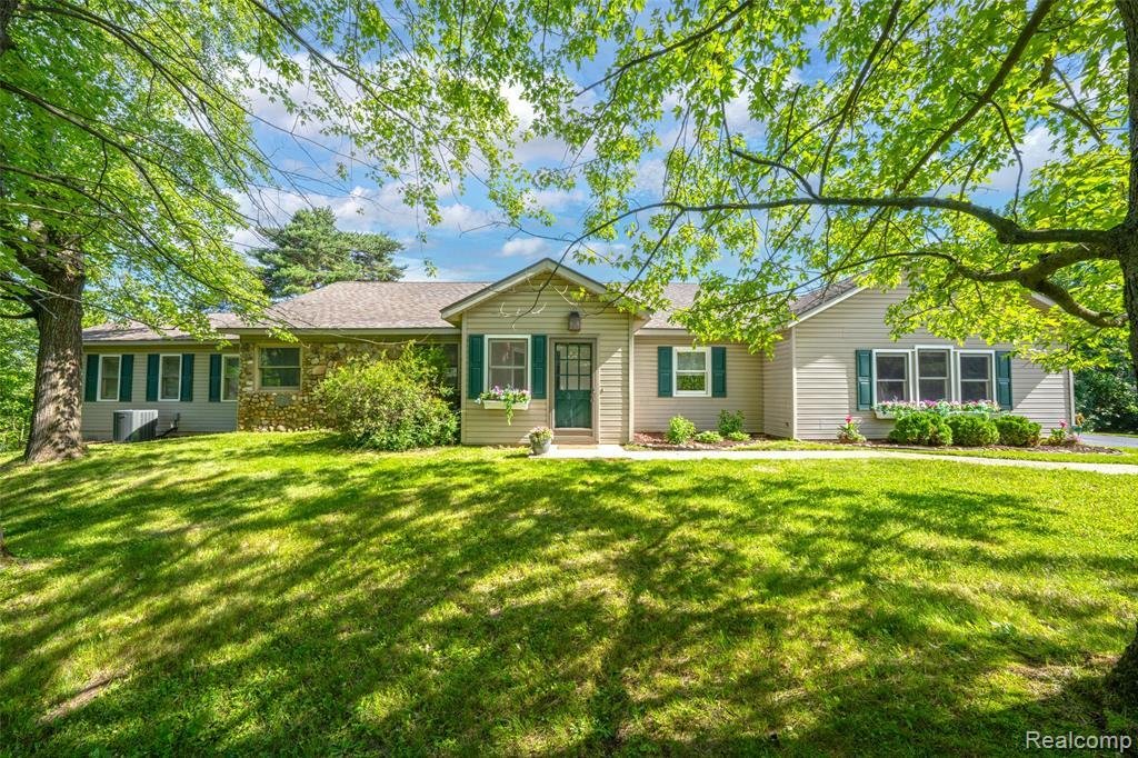 House in Clarkston, Michigan, United States 1 - 18309248