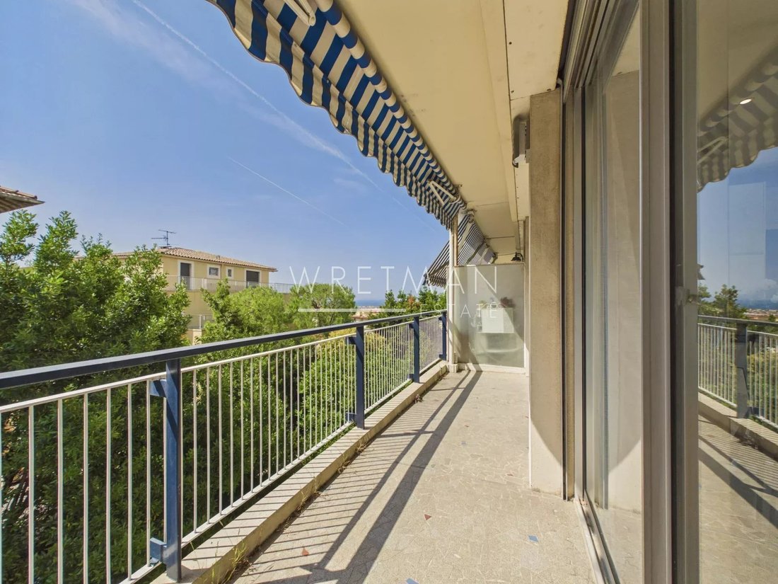 Apartment in Cimiez, Nice, France 1 - 17299774