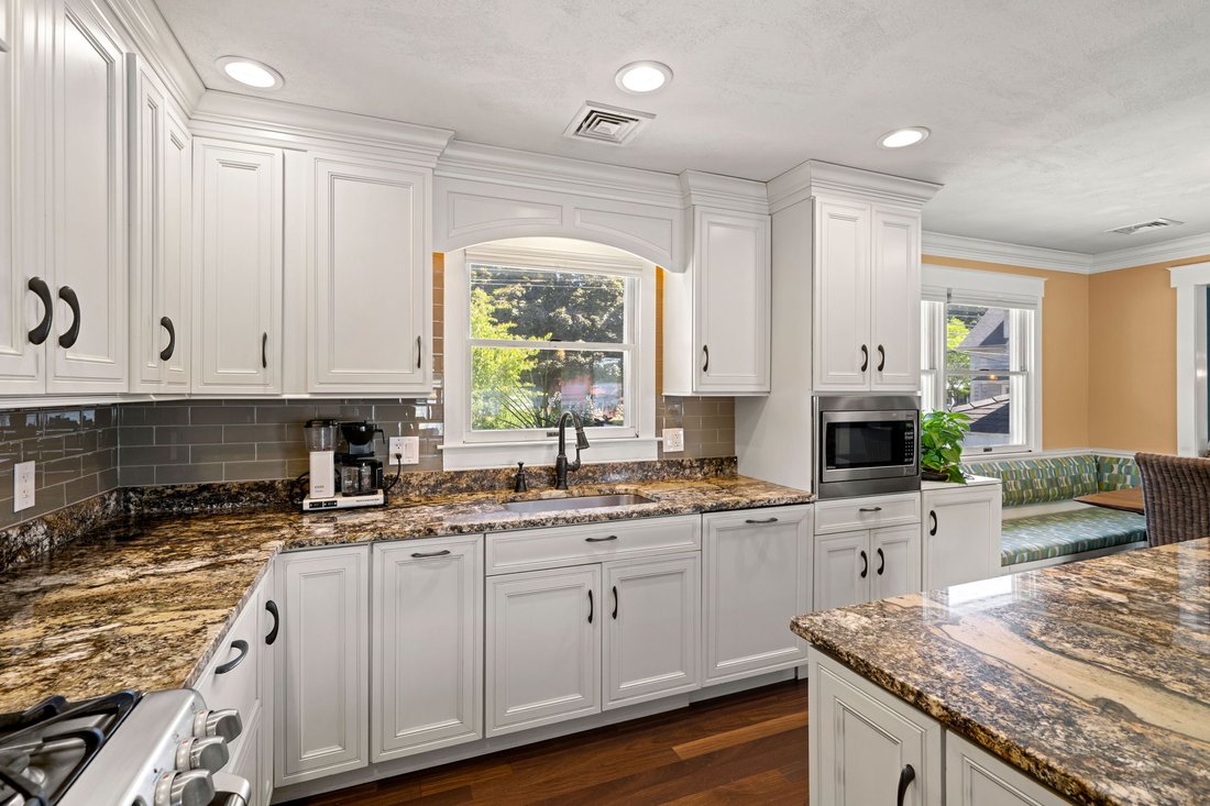 House in Amesbury, Massachusetts, United States 3 - 18311533
