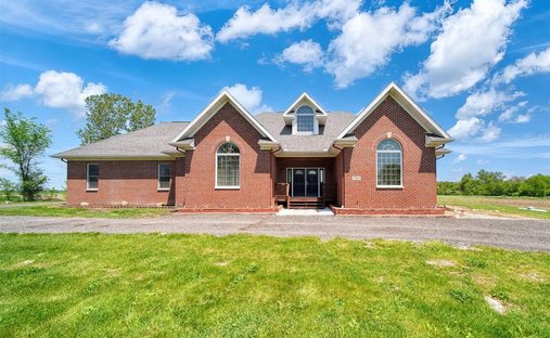 House in Milan, Michigan, United States 1
