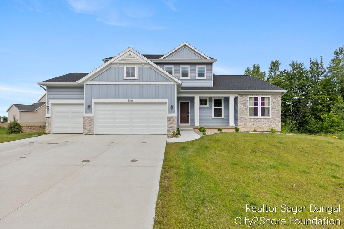House in Caledonia, Michigan, United States 1 - 18310081