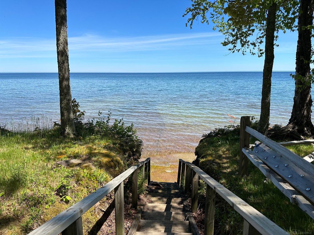 House in Au Train, Michigan, United States 5 - 18308066