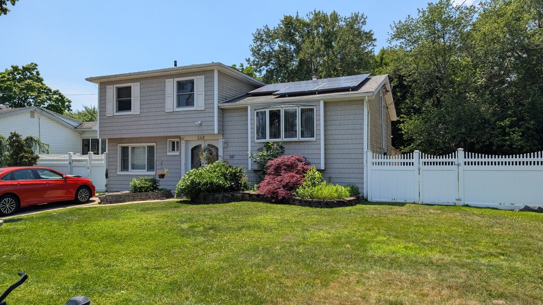 House in Deer Park, New York, United States 2 - 18311264