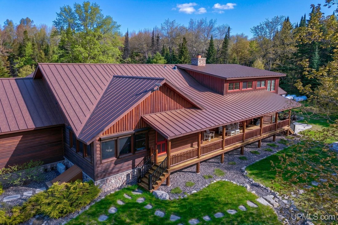 House in Watersmeet, Wisconsin, United States 3 - 18309733