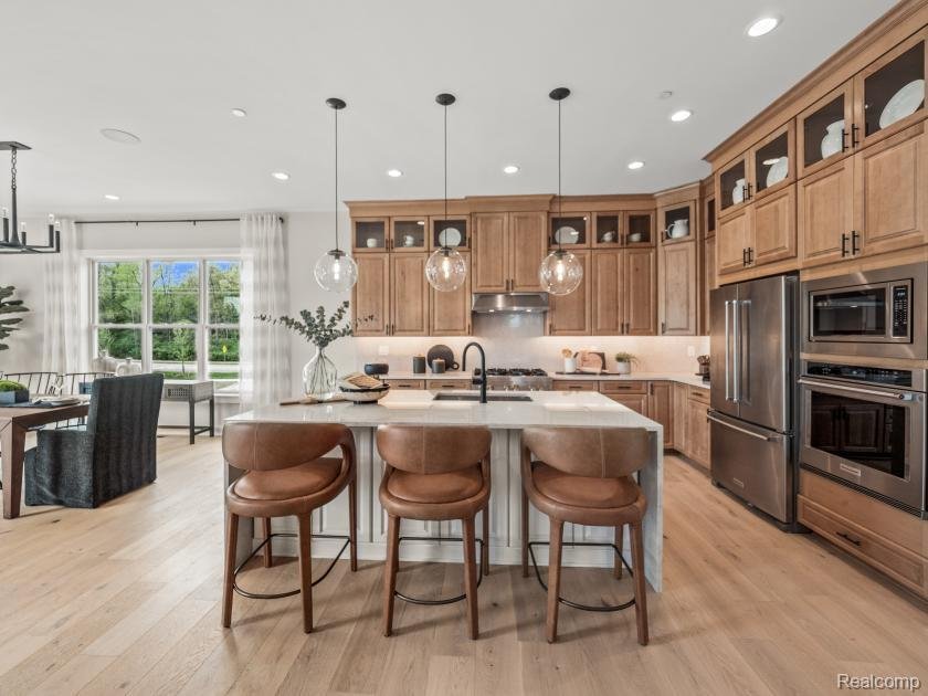 House in Wixom, Michigan, United States 3 - 18309004