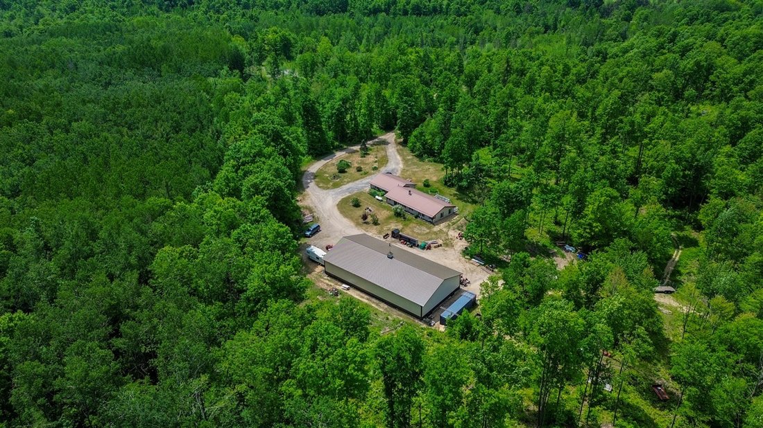 House in Rose City, Michigan, United States 1 - 18309322