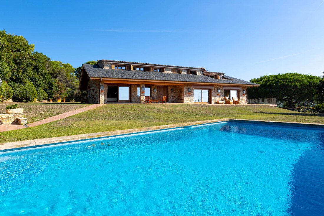 Chalet in Sant Andreu de Llavaneres, Catalonia, Spain 2 - 18311816