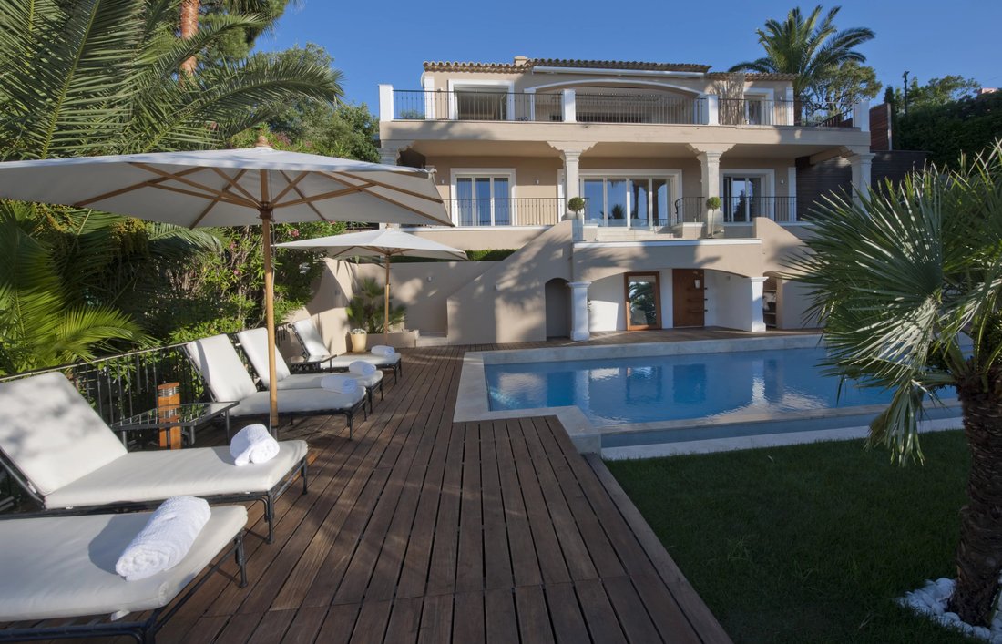 Villa in Gassin, Provence-Alpes-Côte d'Azur, France 2 - 18310172