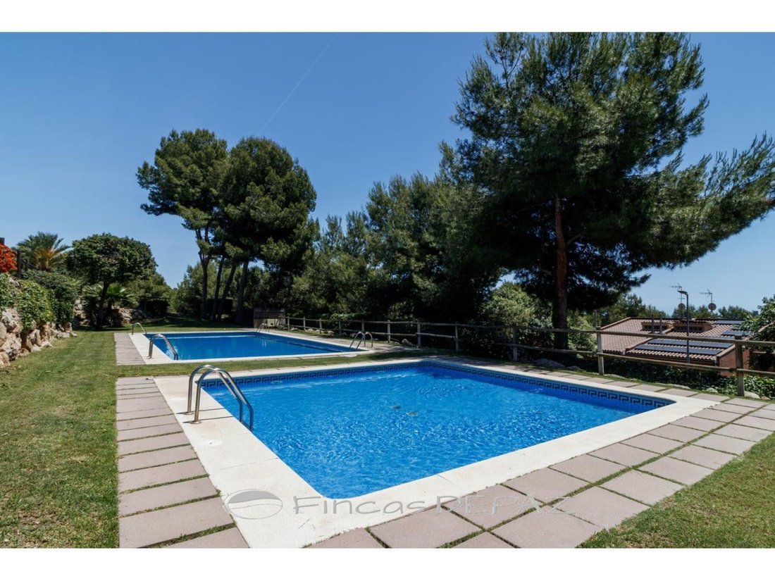 Chalet in Castelldefels, Catalonia, Spain 3 - 18312403