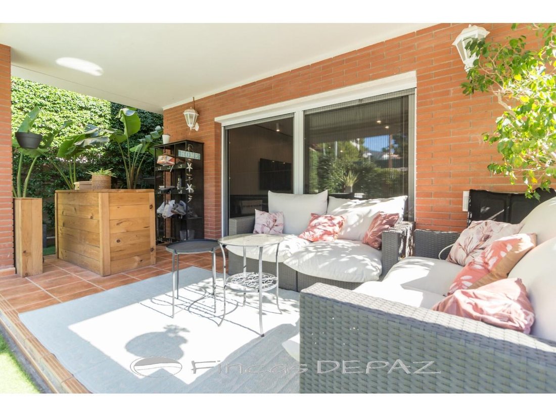 Chalet in Castelldefels, Catalonia, Spain 3 - 18312264