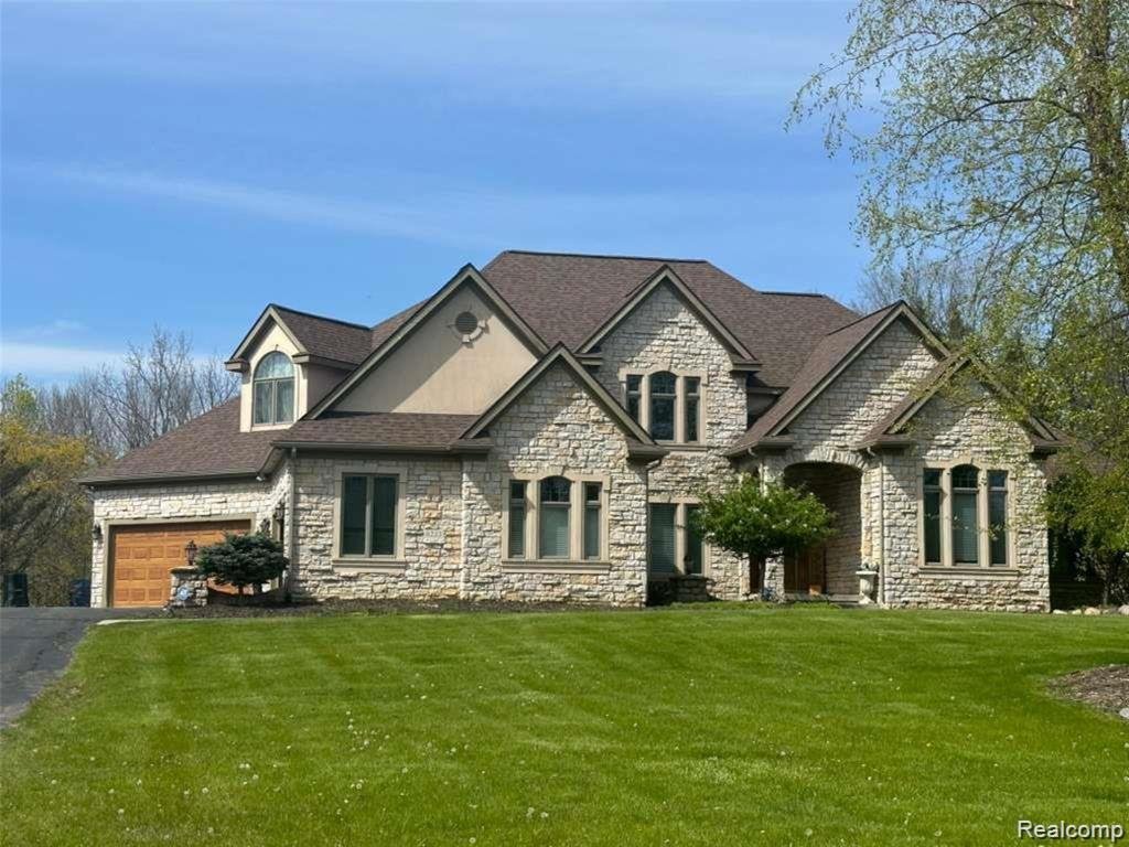 House in Grand Blanc Township, Michigan, United States 1 - 18308051