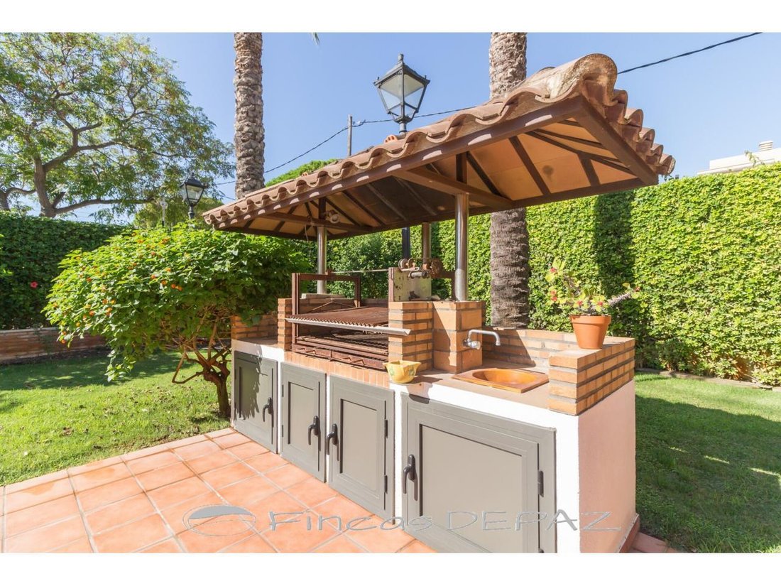 Chalet in Castelldefels, Catalonia, Spain 3 - 18312230