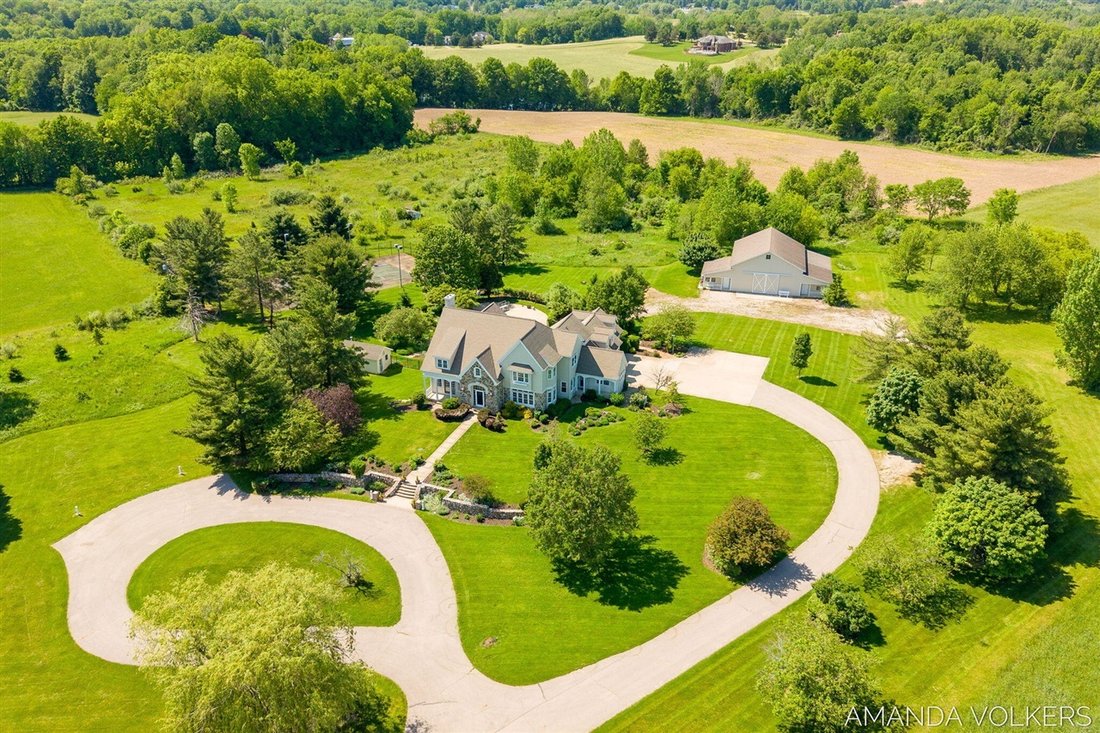 House in Byron Center, Michigan, United States 5 - 18308772