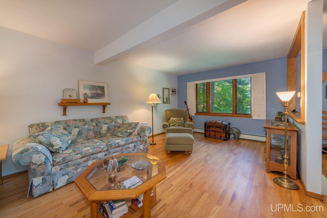 House in Ishpeming, Michigan, United States 3 - 18308659