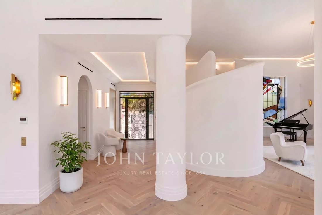 Villa in Antibes, Provence-Alpes-Côte d'Azur, France 5 - 18310404